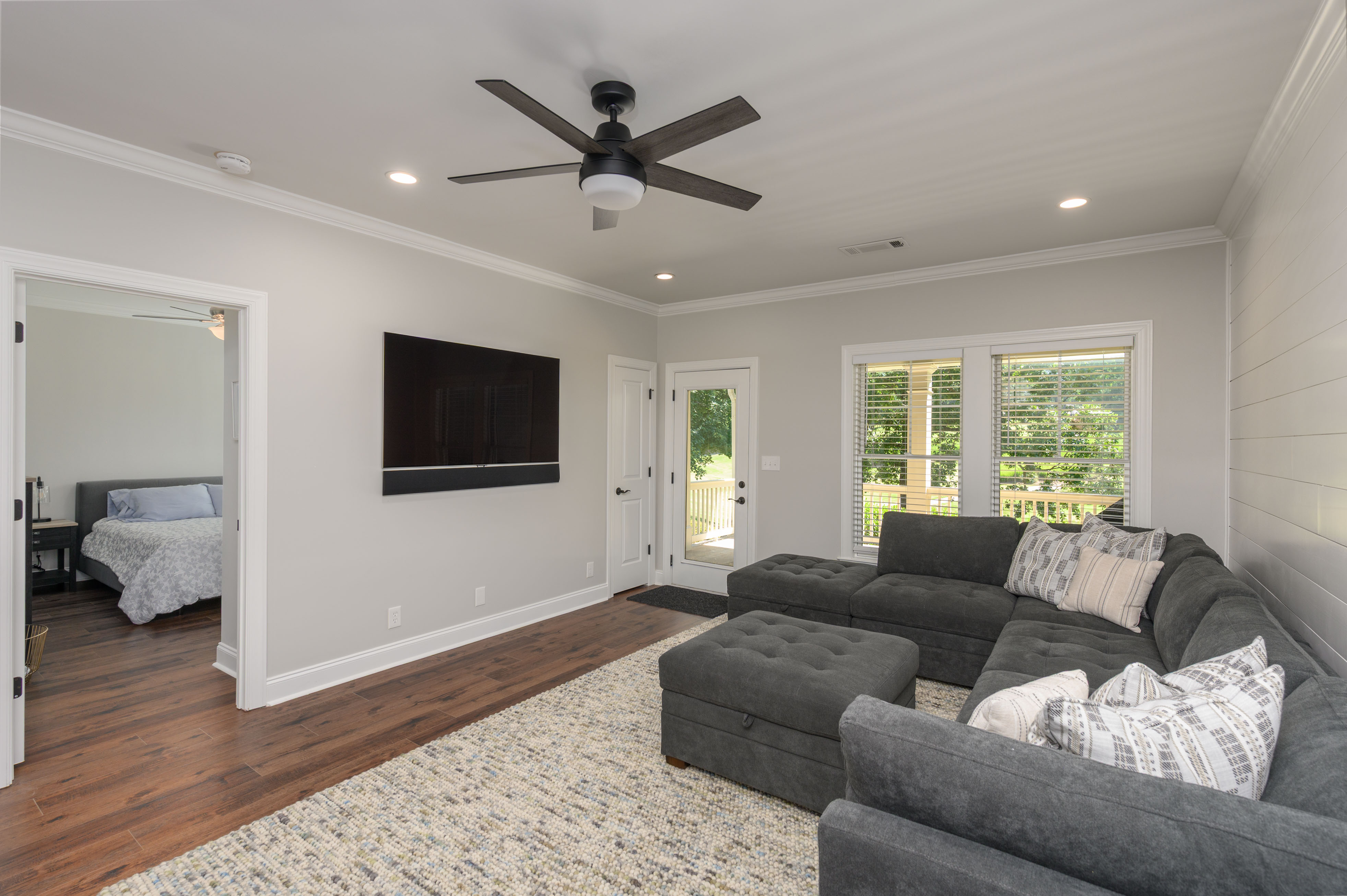 1100 Landing Drive image 26